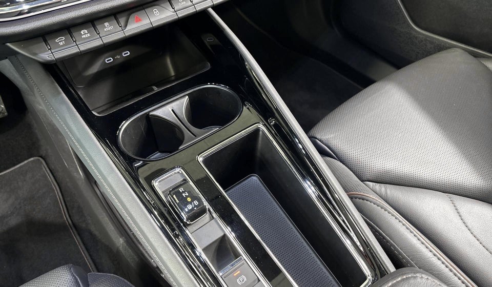 Skoda Enyaq 80 iV Suite 5d