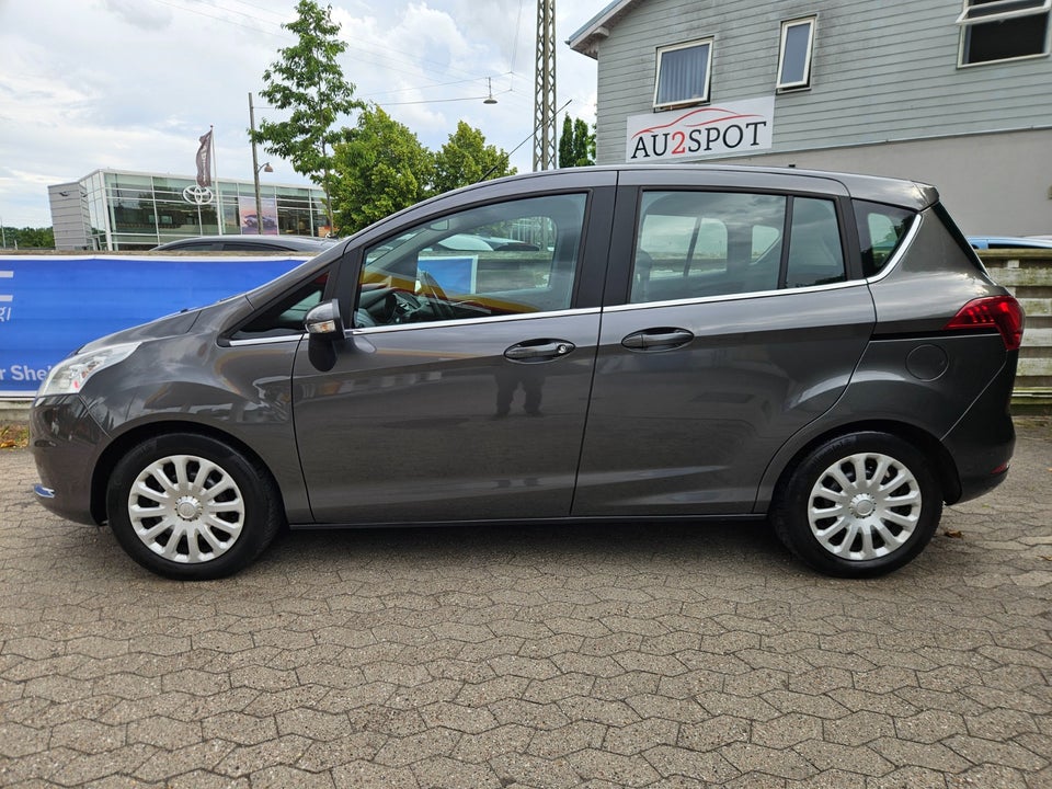 Ford B-MAX 1,0 SCTi 100 Titanium 5d