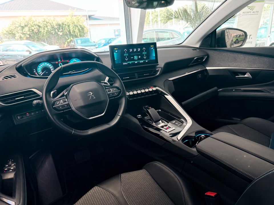 Peugeot 3008 1,6 Hybrid Allure Pack EAT8 5d