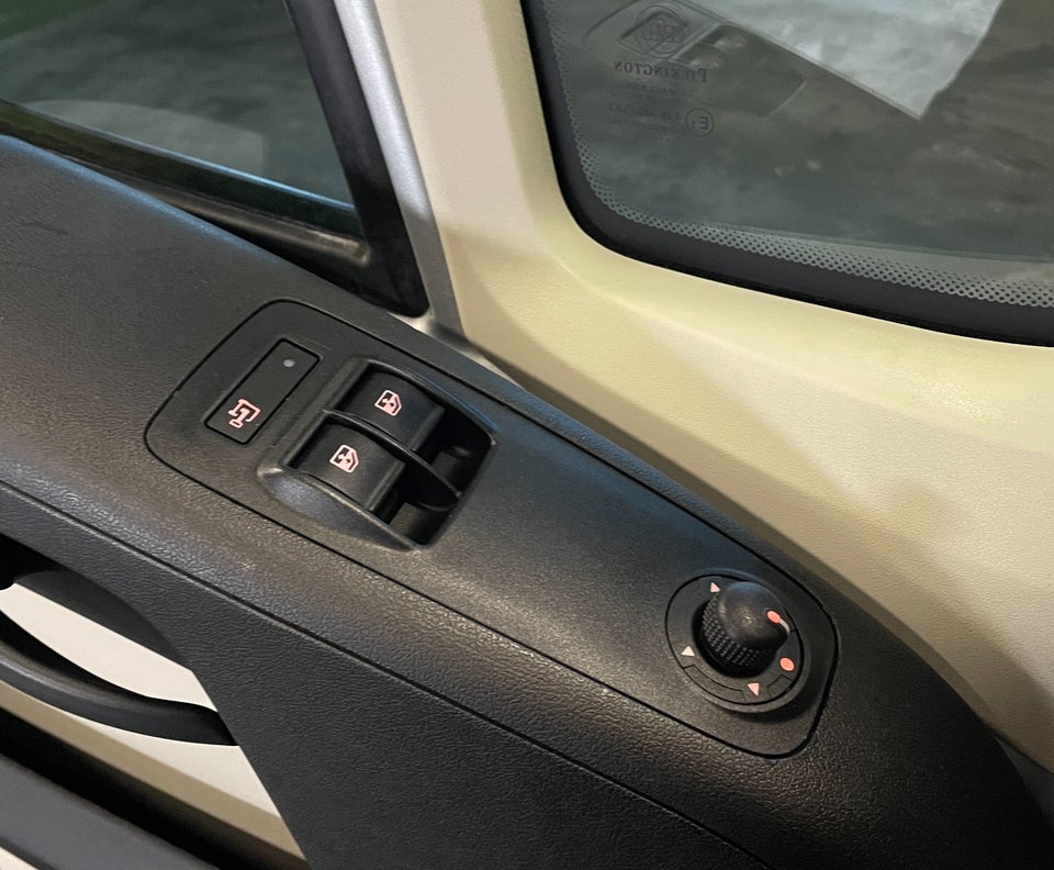 Citroën Jumper 30 2,2 HDi 120 Kassevogn L2H2 5d