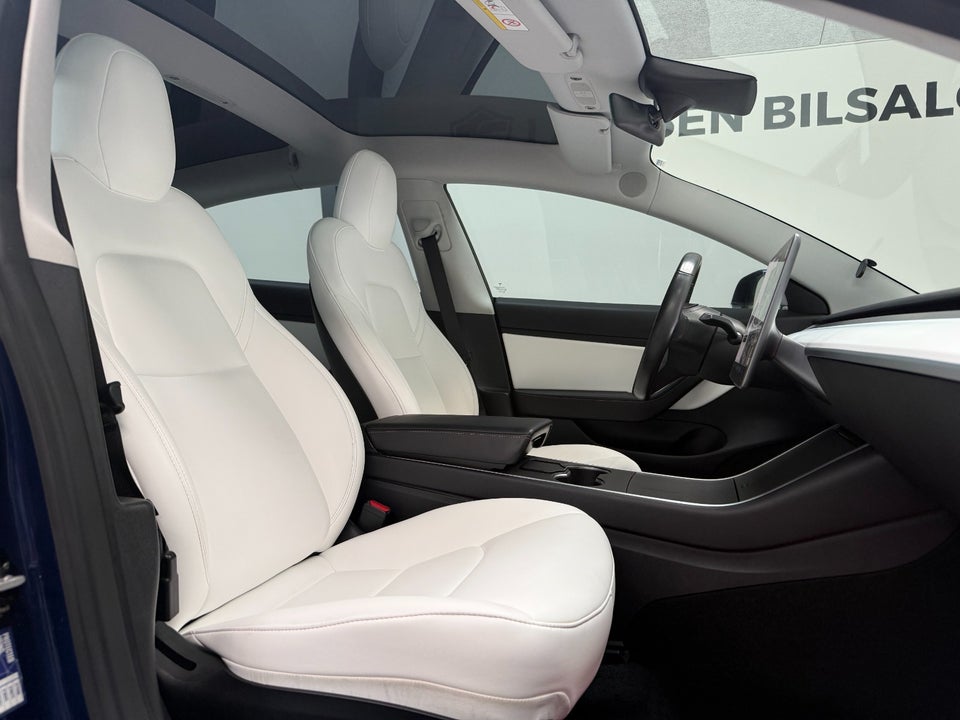 Tesla Model 3 Long Range AWD 4d