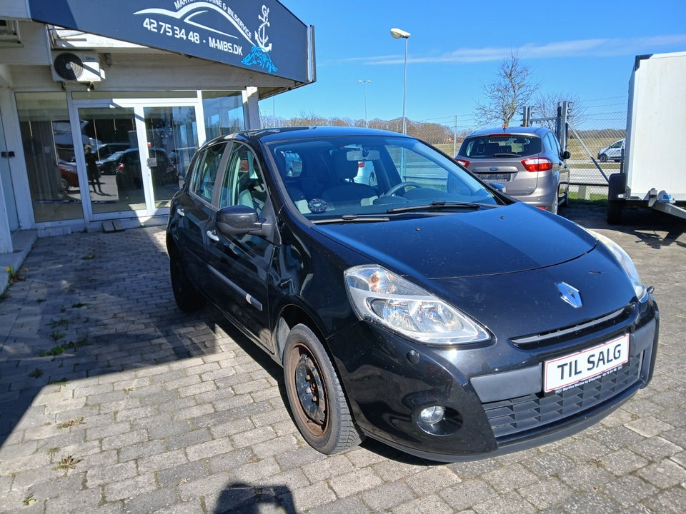 Renault Clio III 1,5 dCi 65 Expression 5d