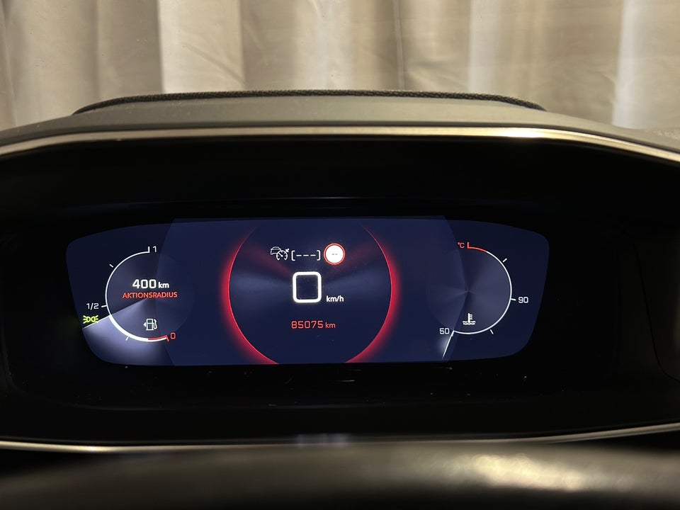 Peugeot 208 1,5 BlueHDi 100 Allure Sky 5d