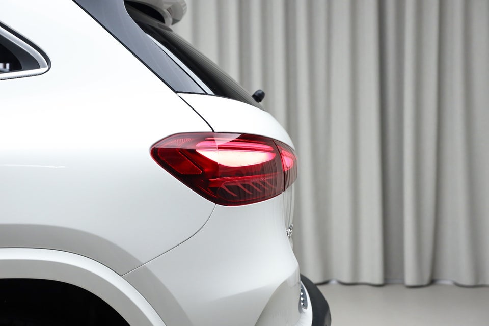 Mercedes EQA350 AMG Premium 4Matic 5d