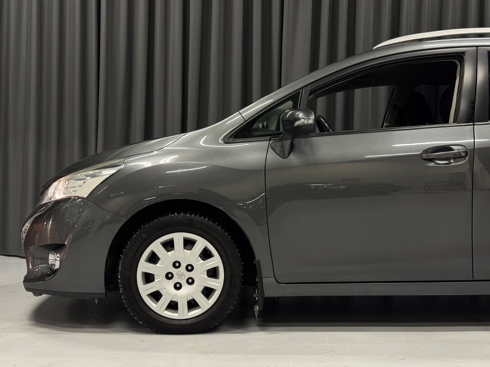 Toyota Sportsvan 1,6 D-4D T2 Touch 5d