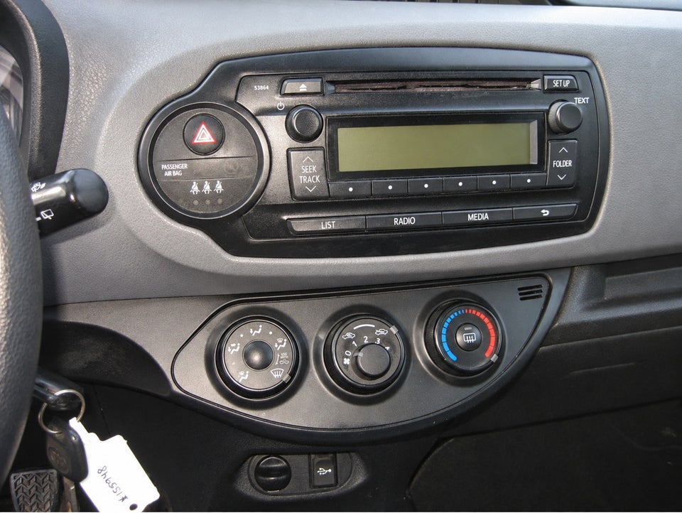 Toyota Yaris 1,0 VVT-i T1 Style 5d