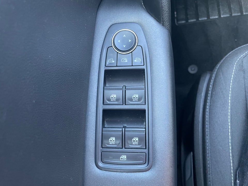 Renault Captur 1,6 E-Tech Zen 5d