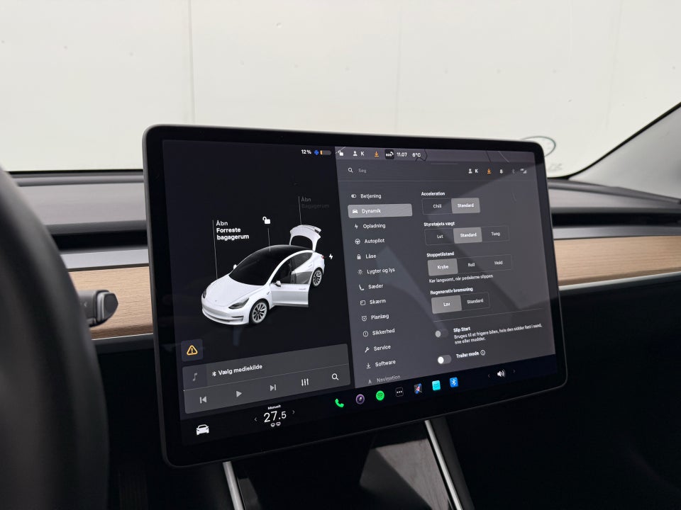 Tesla Model 3 Long Range AWD 4d