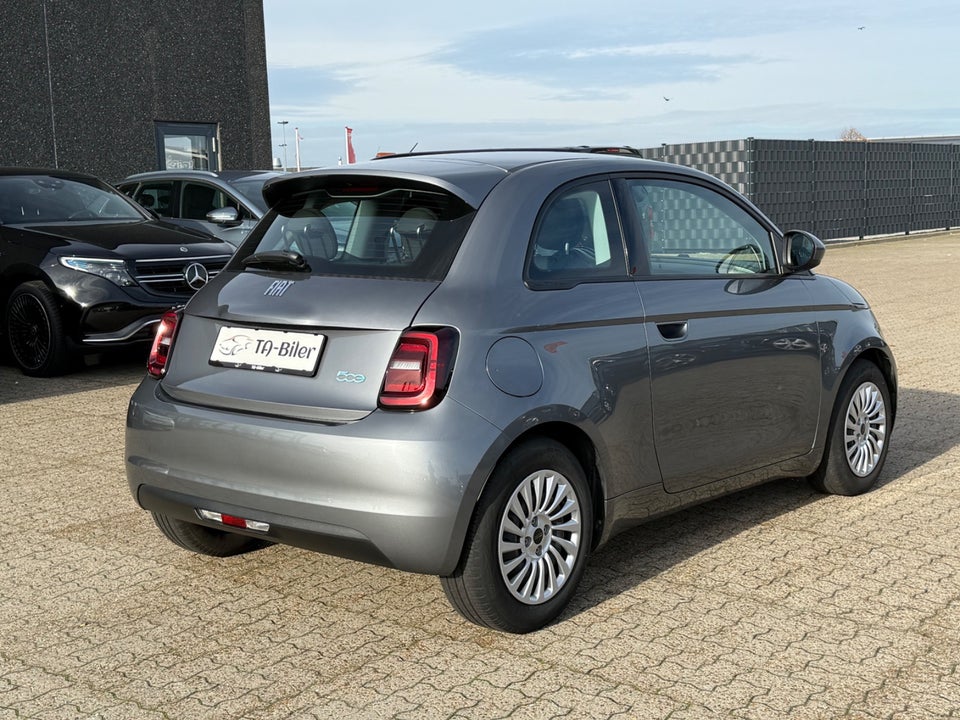 Fiat 500e 24 Action 3d