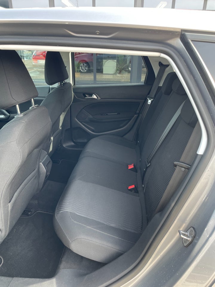 Peugeot 308 1,6 BlueHDi 120 Active SW 5d