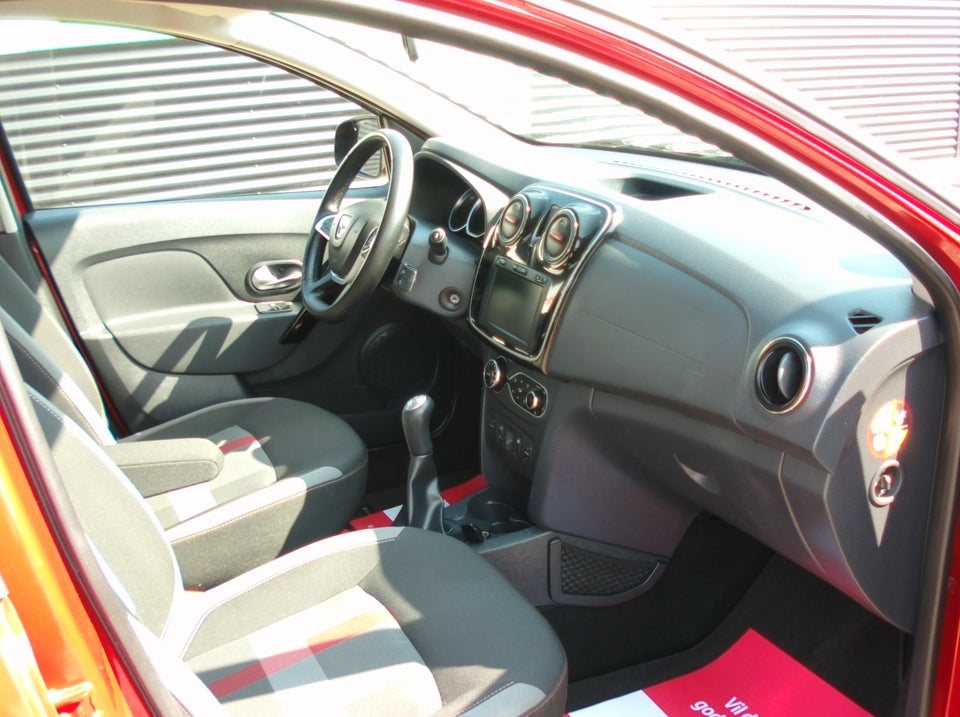 Dacia Sandero 0,9 TCe 90 Techroad 5d