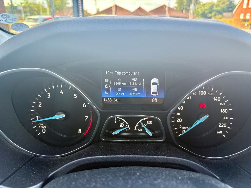 Ford Focus 1,0 EcoBoost Titanium 5d