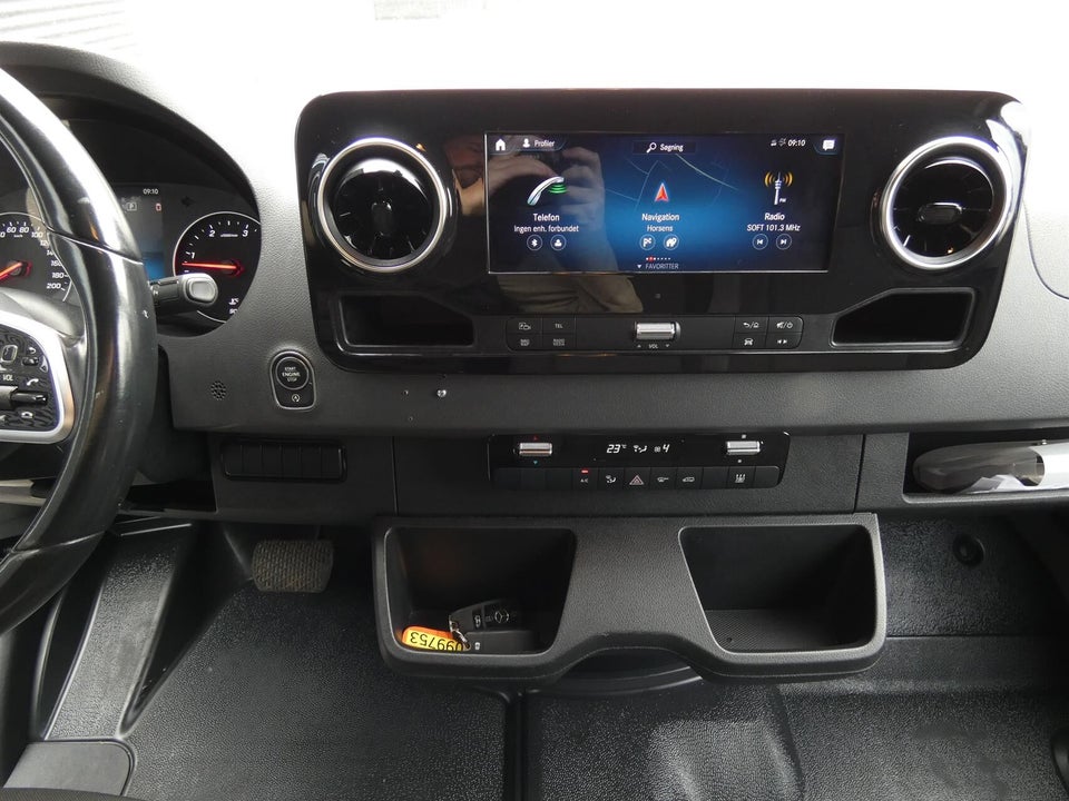 Mercedes Sprinter 319 3,0 CDi A2 Kassevogn aut. RWD