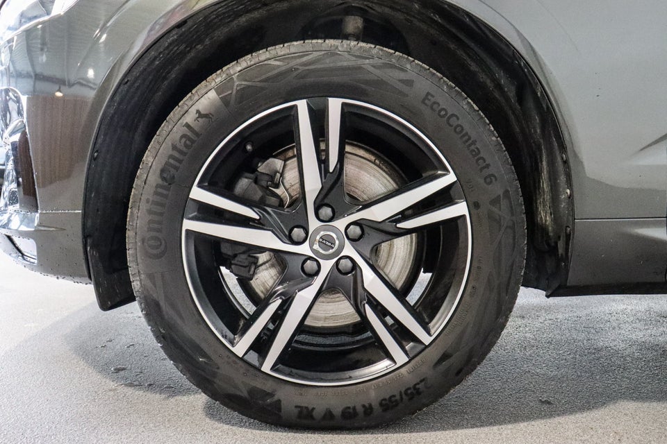 Volvo XC60 2,0 B4 197 R-Design aut. AWD 5d