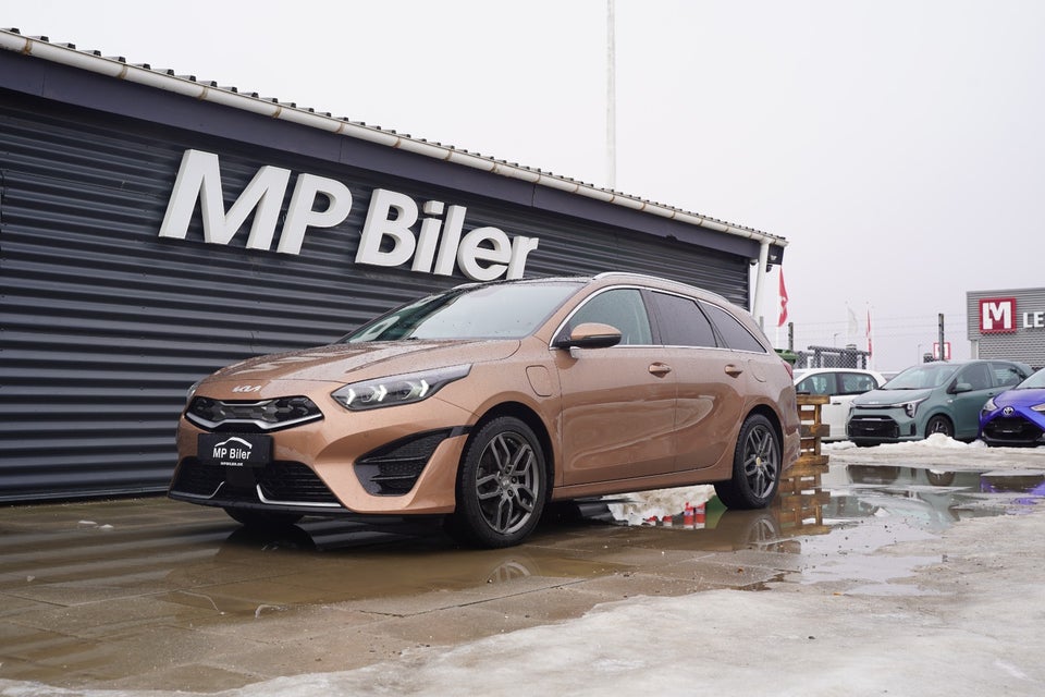 Kia Ceed 1,6 PHEV Upgrade Premium SW DCT 5d