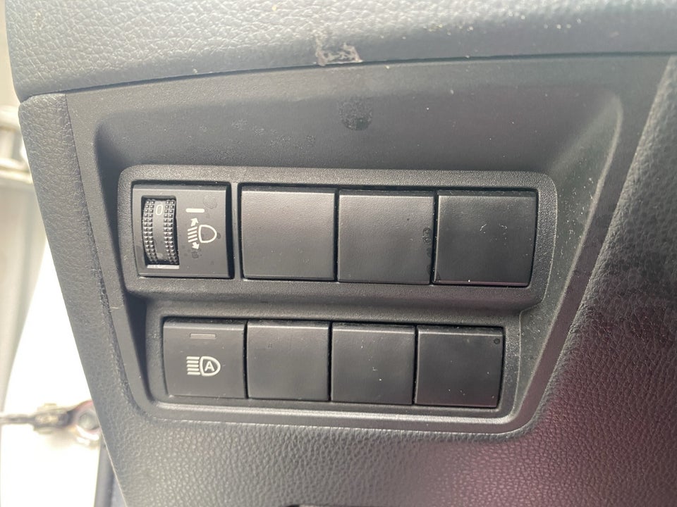 Toyota Yaris 1,5 Hybrid Essential e-CVT 5d
