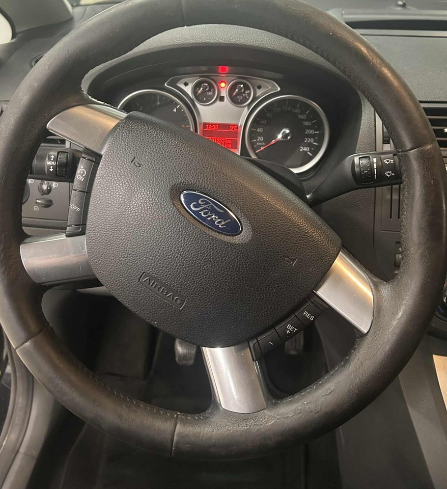 Ford C-MAX 1,6 TDCi 109 Titanium 5d