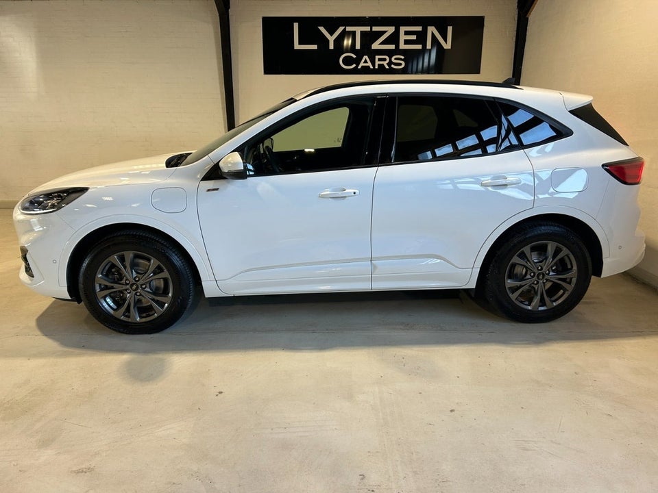 Ford Kuga 2,5 PHEV ST-Line CVT 5d