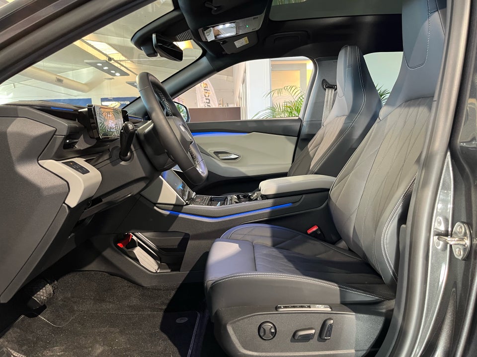 Ford Capri 77 Premium Extended Range 5d