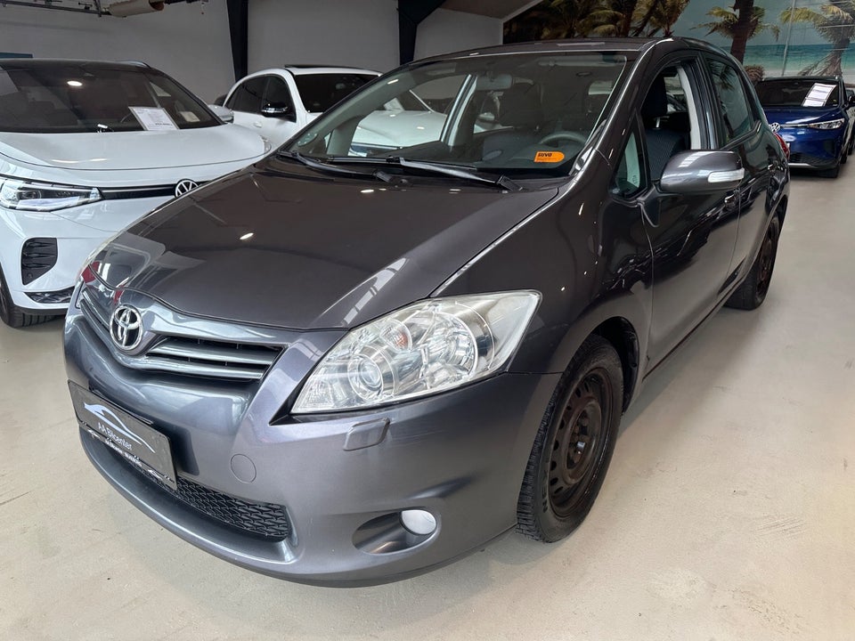 Toyota Auris 1,6 T2 5d