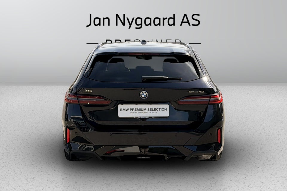 BMW i5 eDrive40 Touring Supercharged 5d