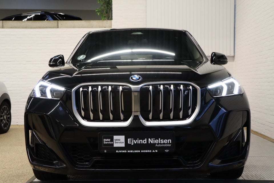 BMW iX1 xDrive30 M-Sport Premium 5d