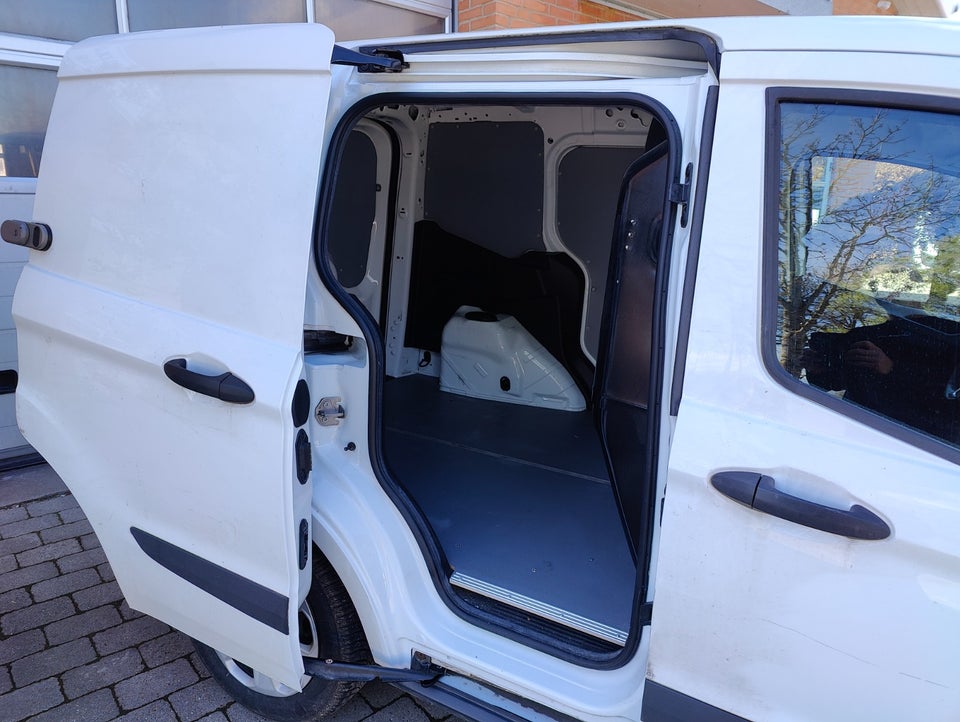 Ford Transit Courier 1,5 TDCi 100 Trend Van 4d