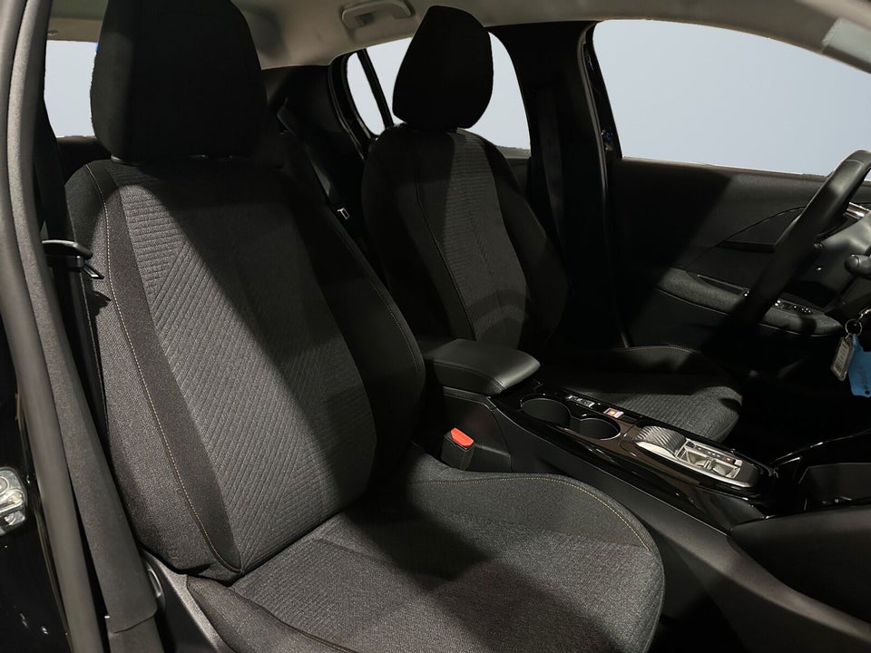 Peugeot e-208 50 Style 5d