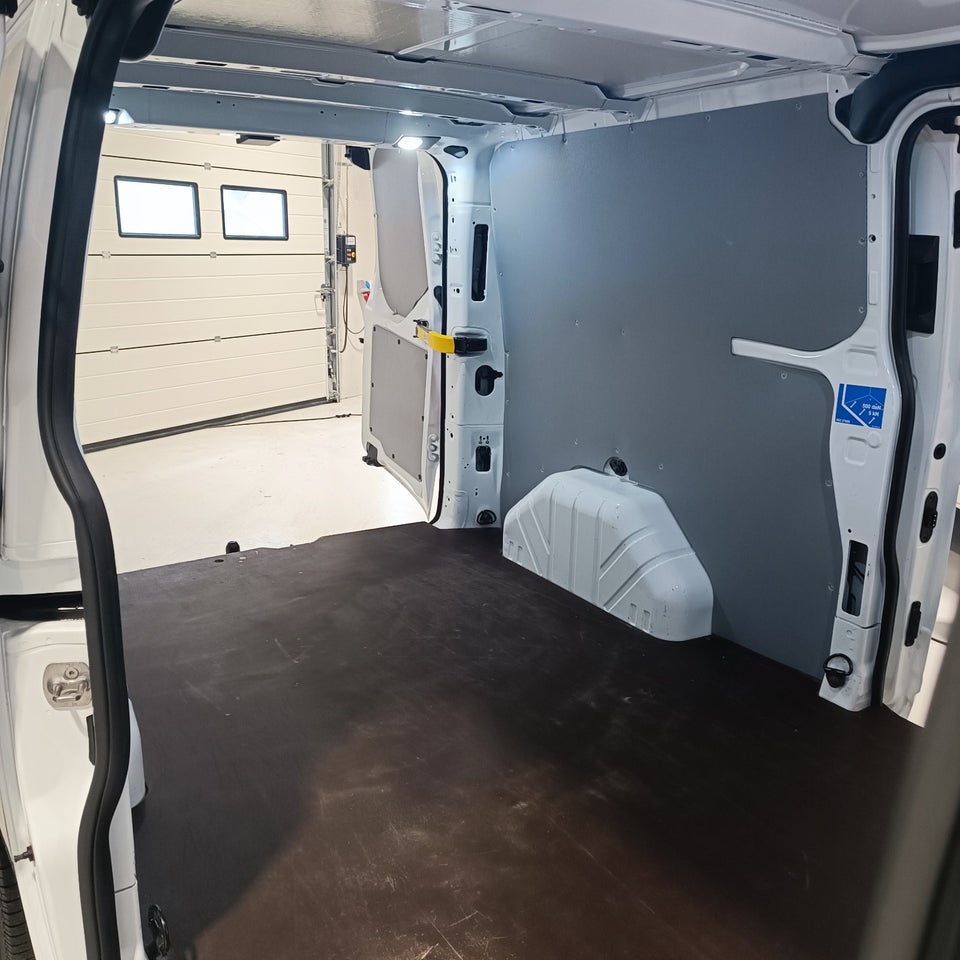 Ford Transit Custom 300L 2,0 TDCi 130 Trend