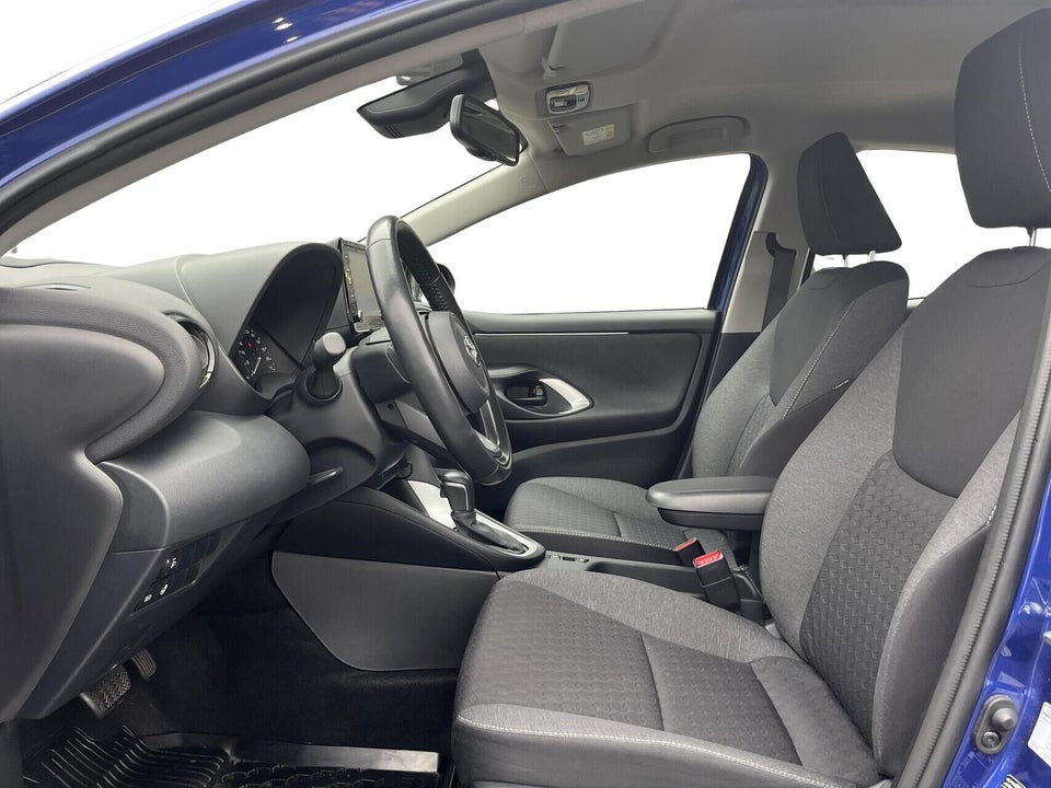 Toyota Yaris 1,5 Hybrid Active Tech+ e-CVT 5d