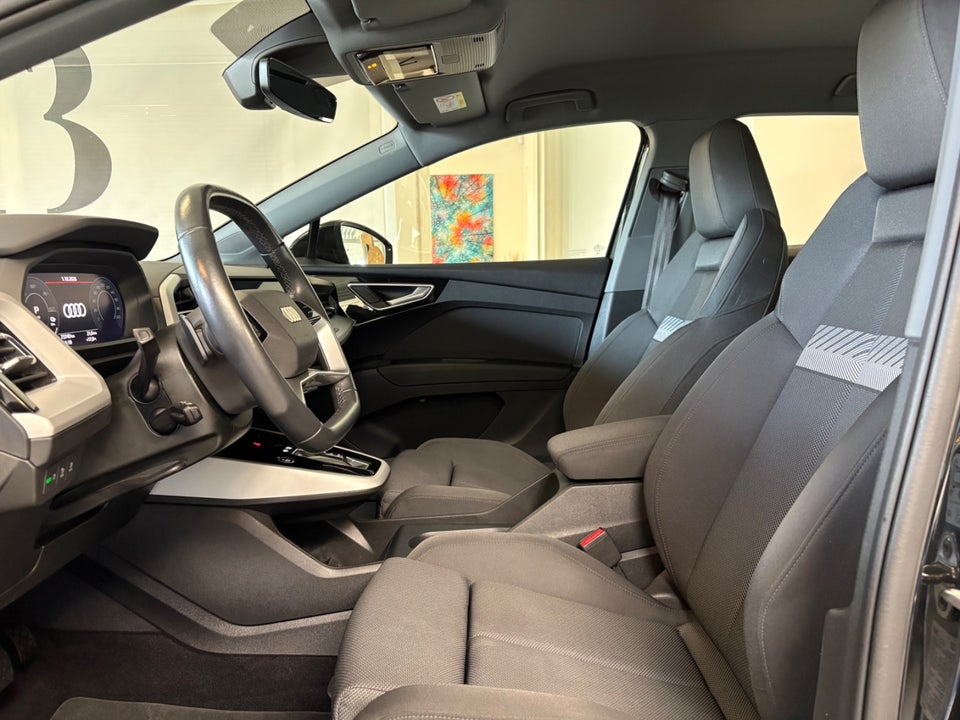 Audi Q4 e-tron 40 Advanced 5d