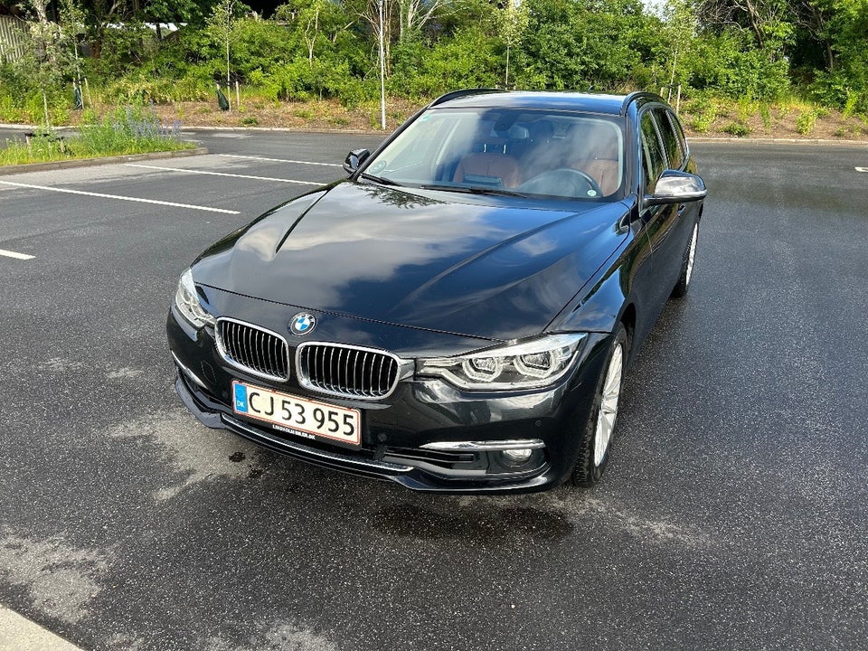BMW 320i 2,0 Touring Luxury Line 5d