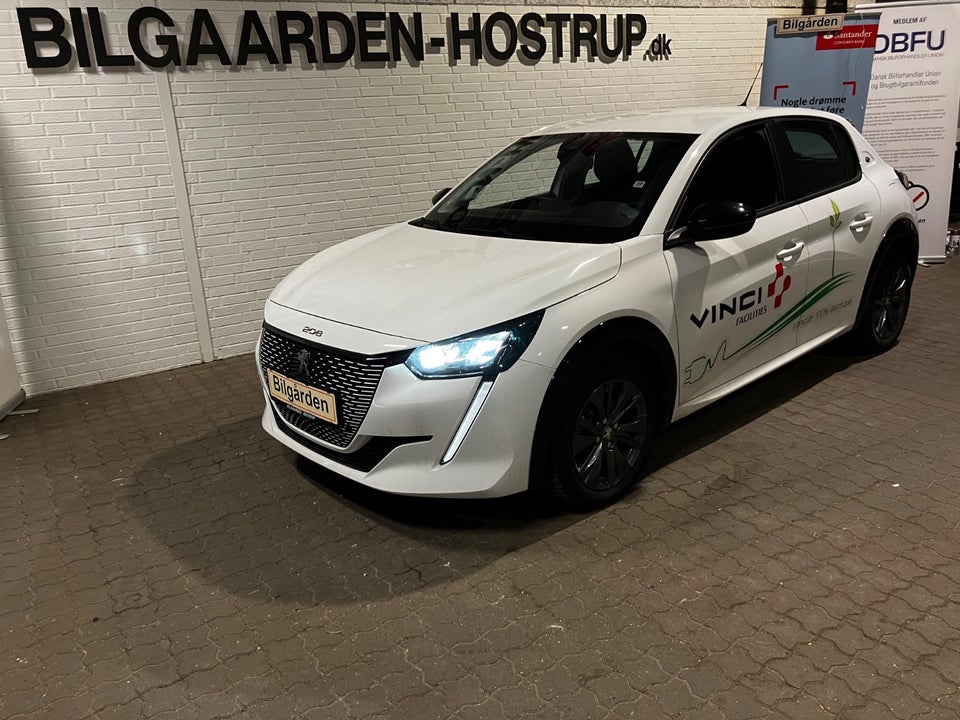 Peugeot e-208 50 Active 5d