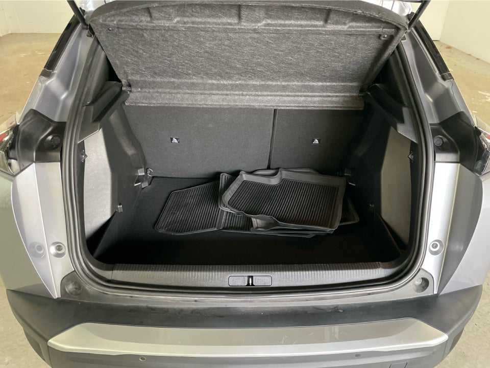 Peugeot 2008 1,2 PureTech 130 Active Pack EAT8 5d