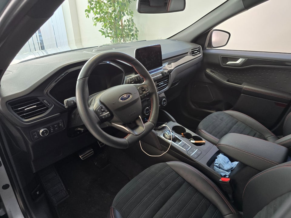 Ford Kuga 2,5 PHEV ST-Line X CVT 5d