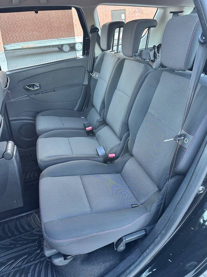 Renault Grand Scenic III 1,6 dCi 130 Dynamique 5d