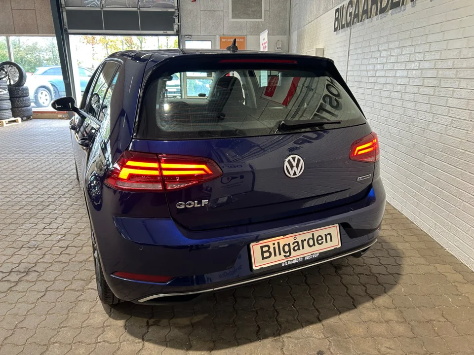 VW Golf VII 1,5 TSi 130 Comfortline DSG 5d