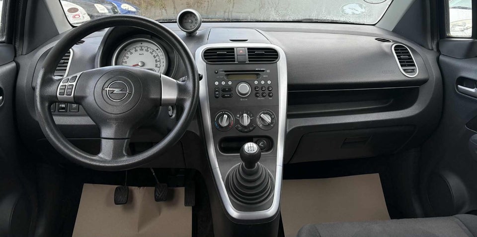 Opel Agila 1,0 Enjoy 5d