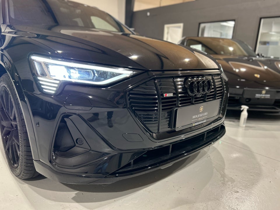 Audi e-tron 55 Black Edition S-line quattro 5d