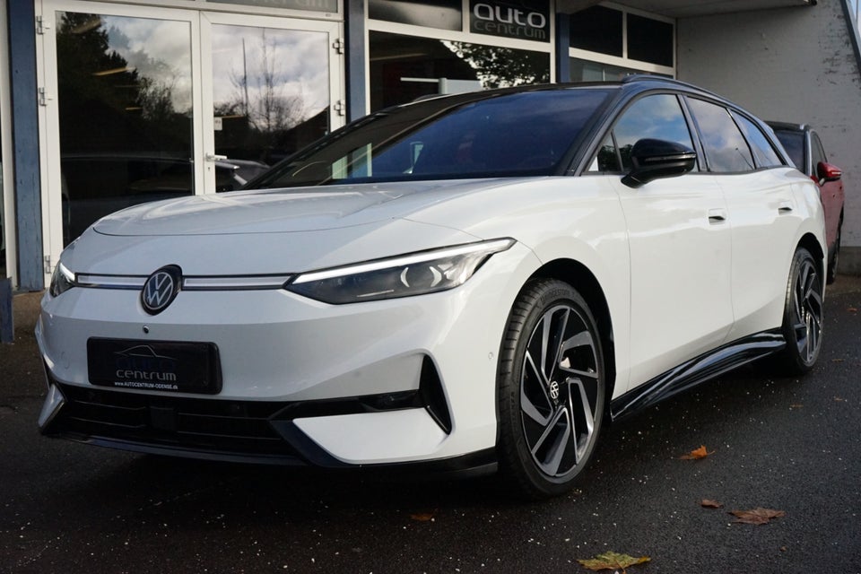 VW ID.7 86 Style S Tourer 5d