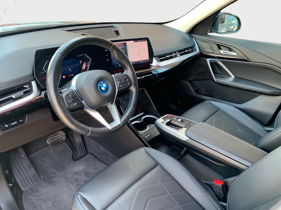 BMW iX1 eDrive20 X-Line 5d