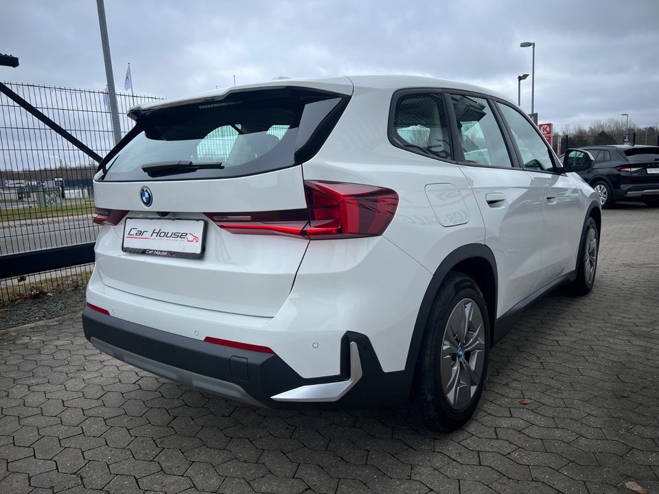 BMW iX1 xDrive30 X-Line 5d