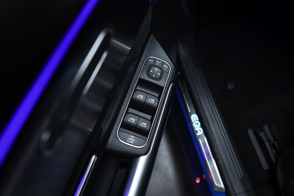 Mercedes EQA250+ AMG Advance 5d