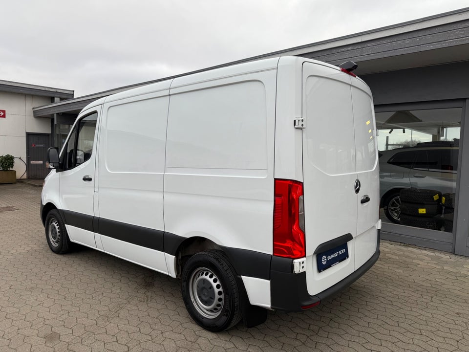 Mercedes Sprinter 211 2,2 CDi A1 Kassevogn aut. FWD