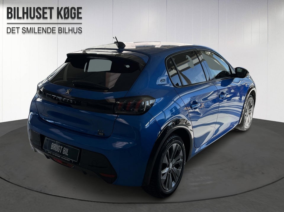 Peugeot e-208 50 GT Sky 5d