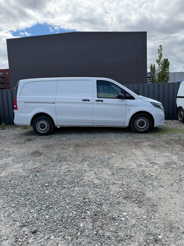 Mercedes Vito 114 2,0 CDi Kassevogn aut. L RWD