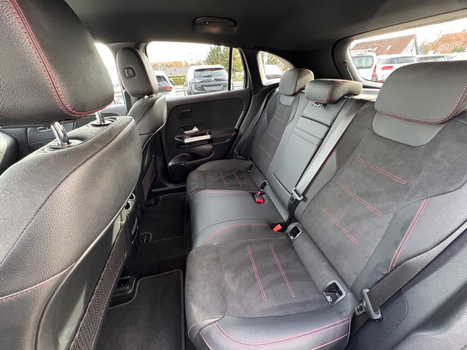 Mercedes EQA300 AMG Line 4Matic 5d