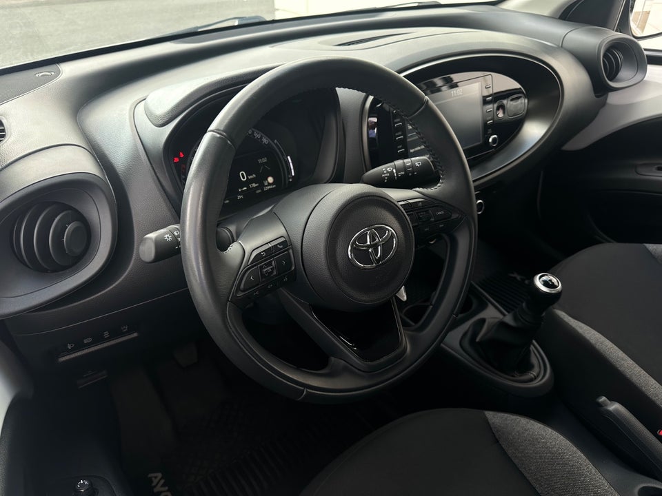 Toyota Aygo X 1,0 Active 5d