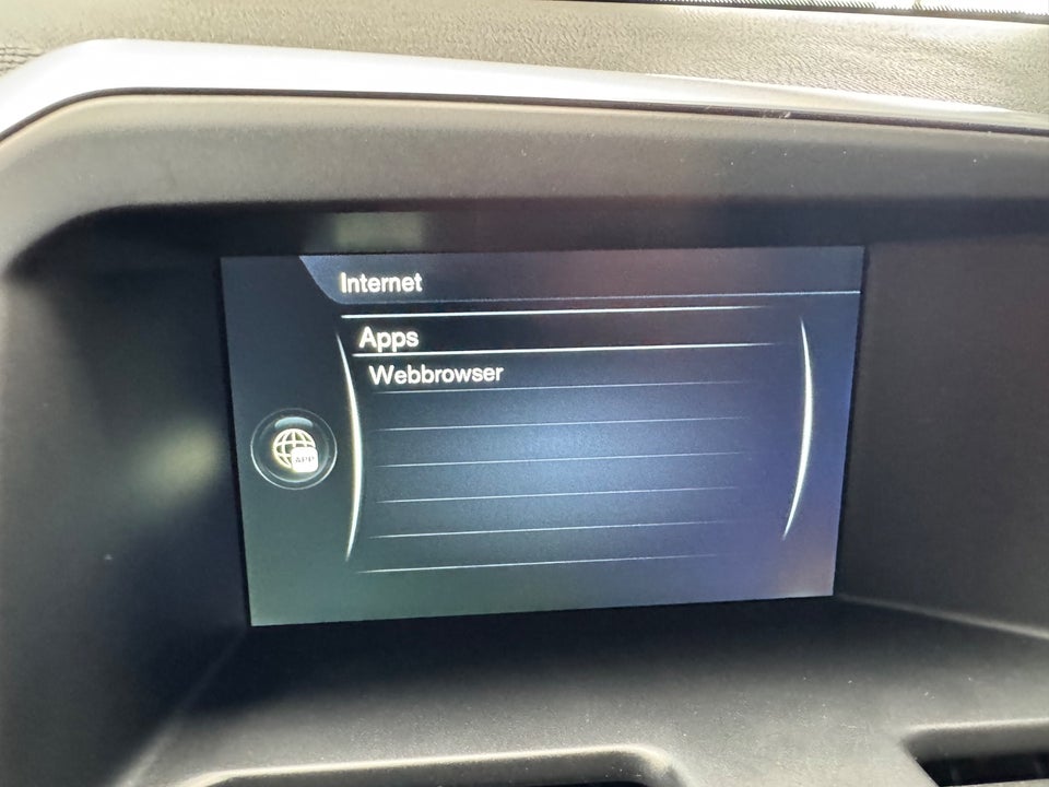 Volvo XC60 2,0 D4 190 Momentum 5d