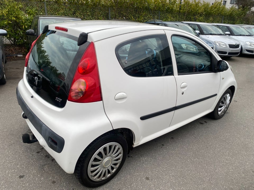 Peugeot 107 1,0 Cool 5d